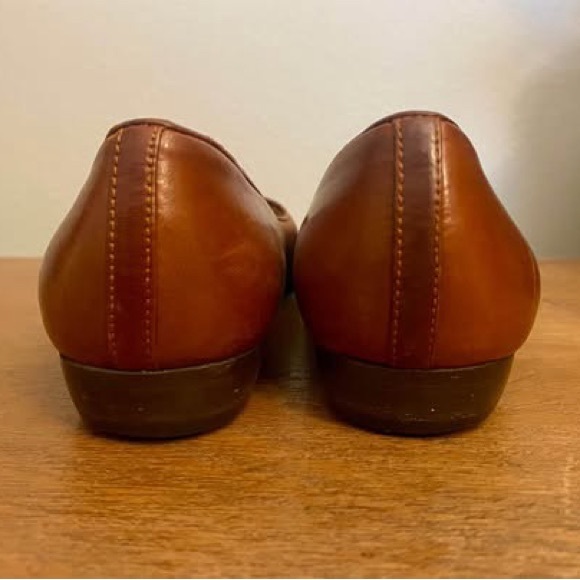 Vintage 1980s 1990s Cole Haan Women's Tan Leather Tassel Loafers Size 9 - Picture 5 of 6
